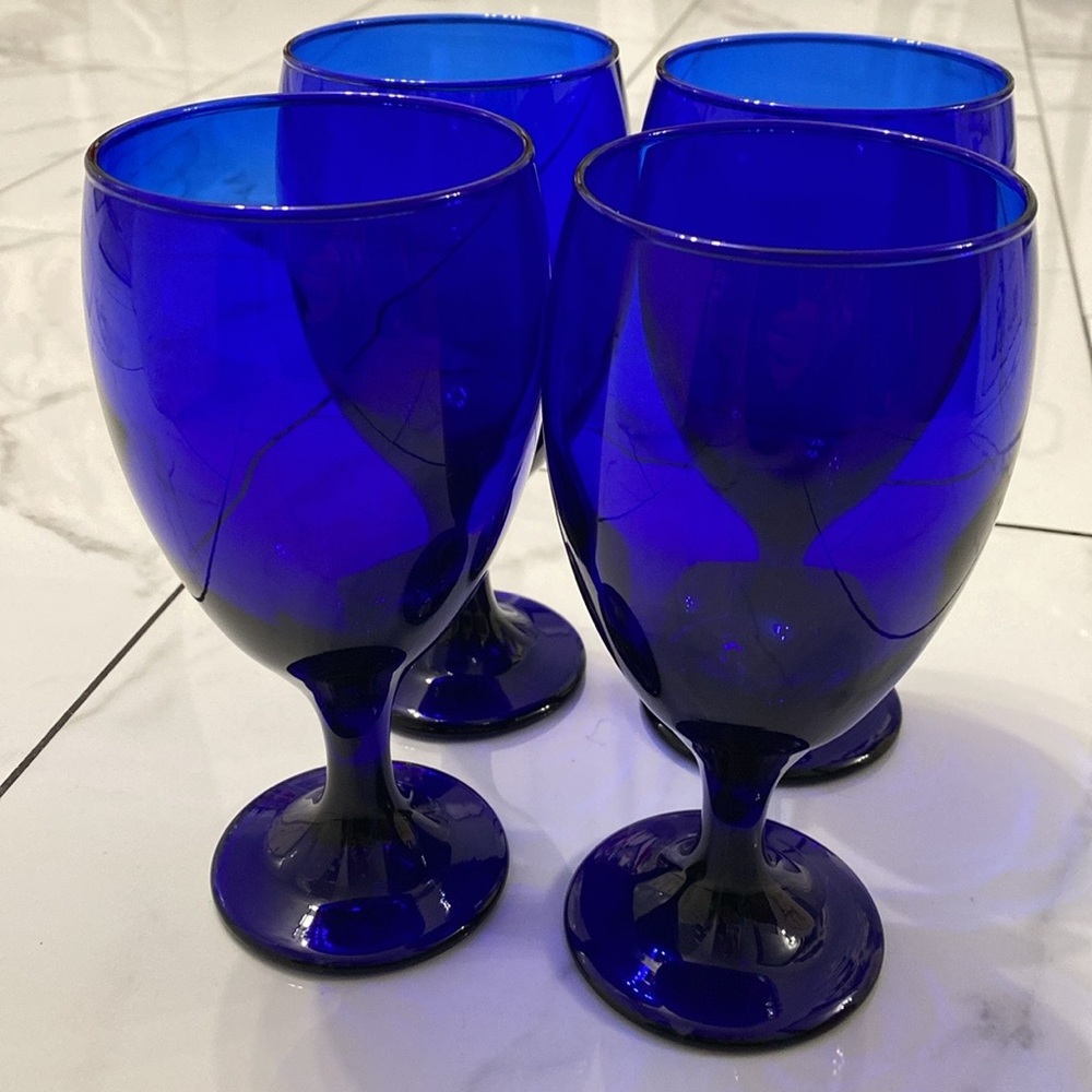 Libby cobalt blue goblet, water, wine, parfait premier glass.